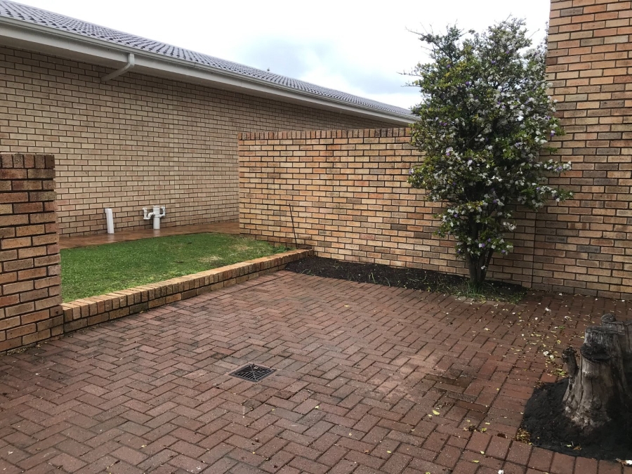 3 Bedroom Property for Sale in Dormehls Drift Western Cape